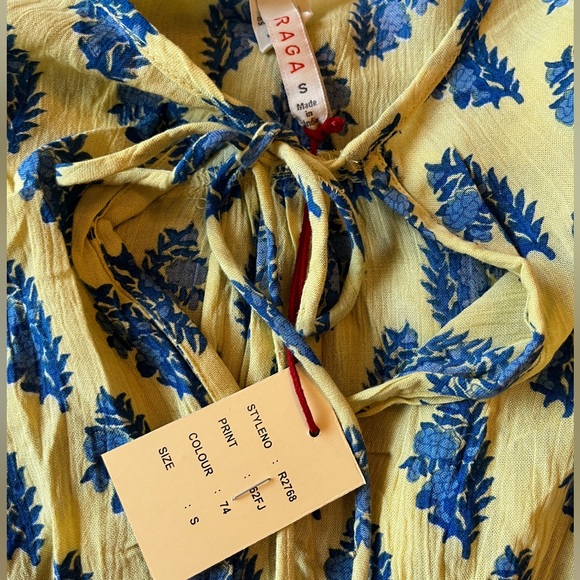 RAGA for Anthropologie Yellow with Blue Floral Print Boho Top Size S Small NWT - Picture 7 of 7